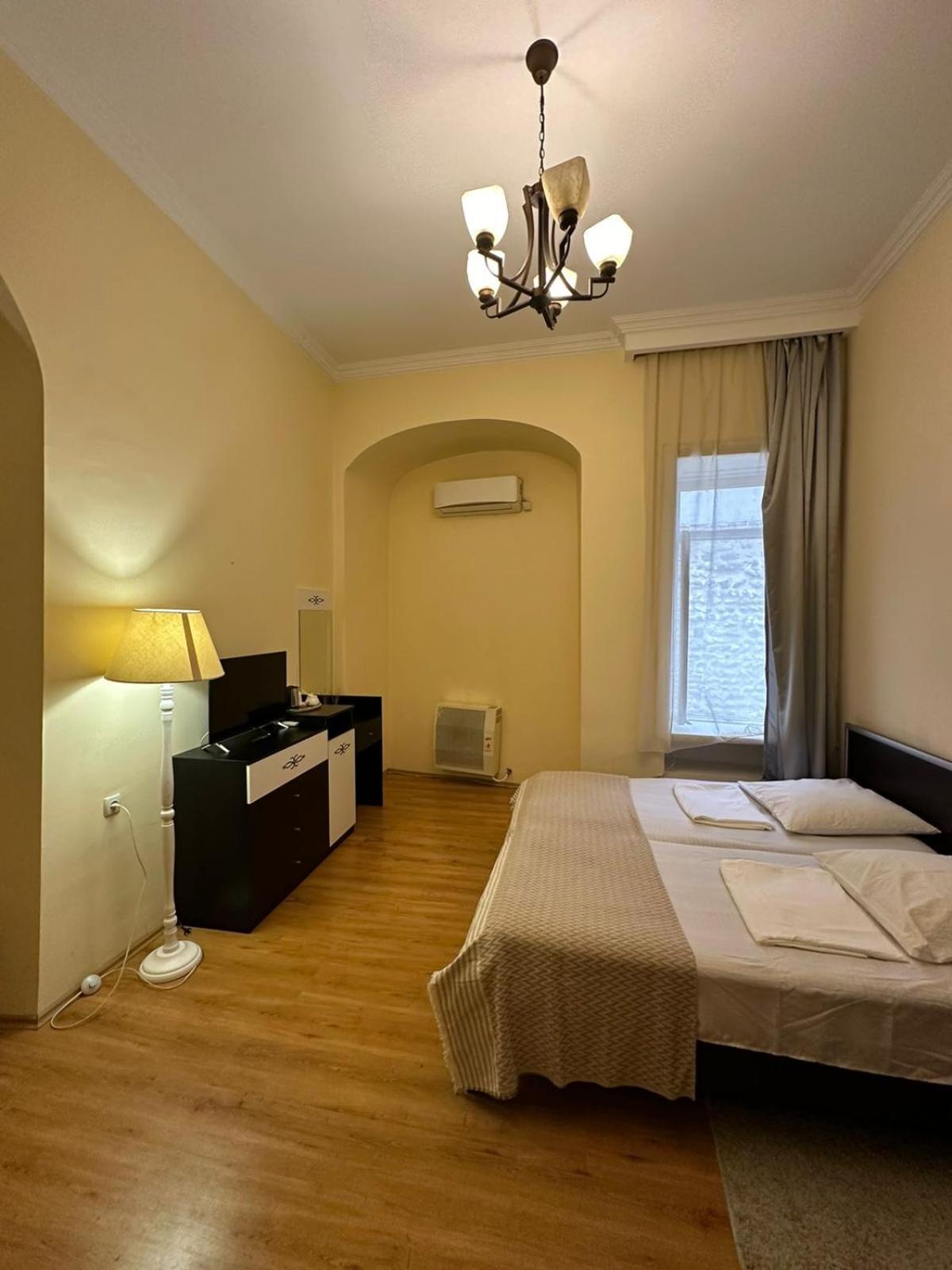 Golden Lion Hotel Sighnaghi Luaran gambar