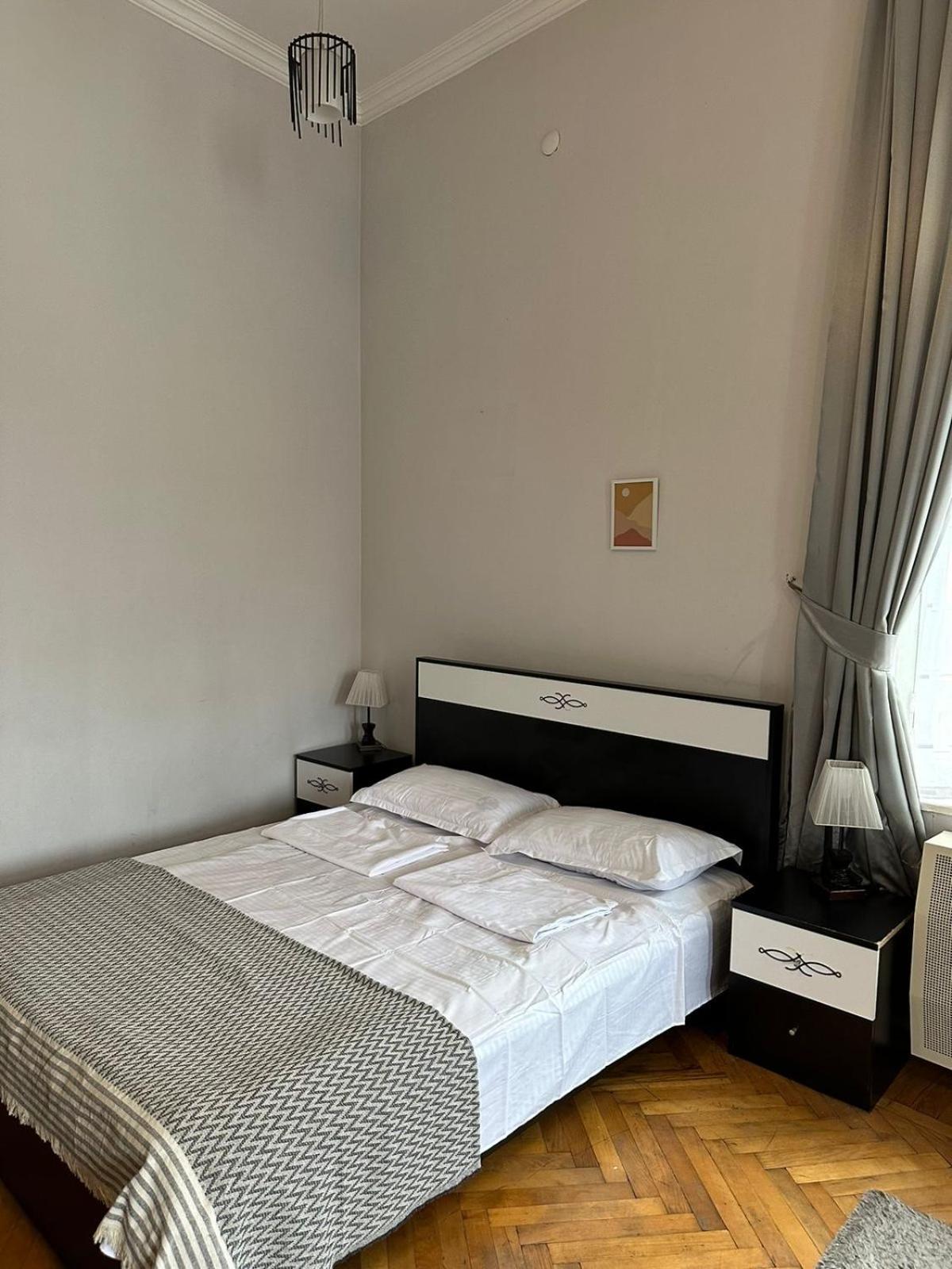 Golden Lion Hotel Sighnaghi Luaran gambar