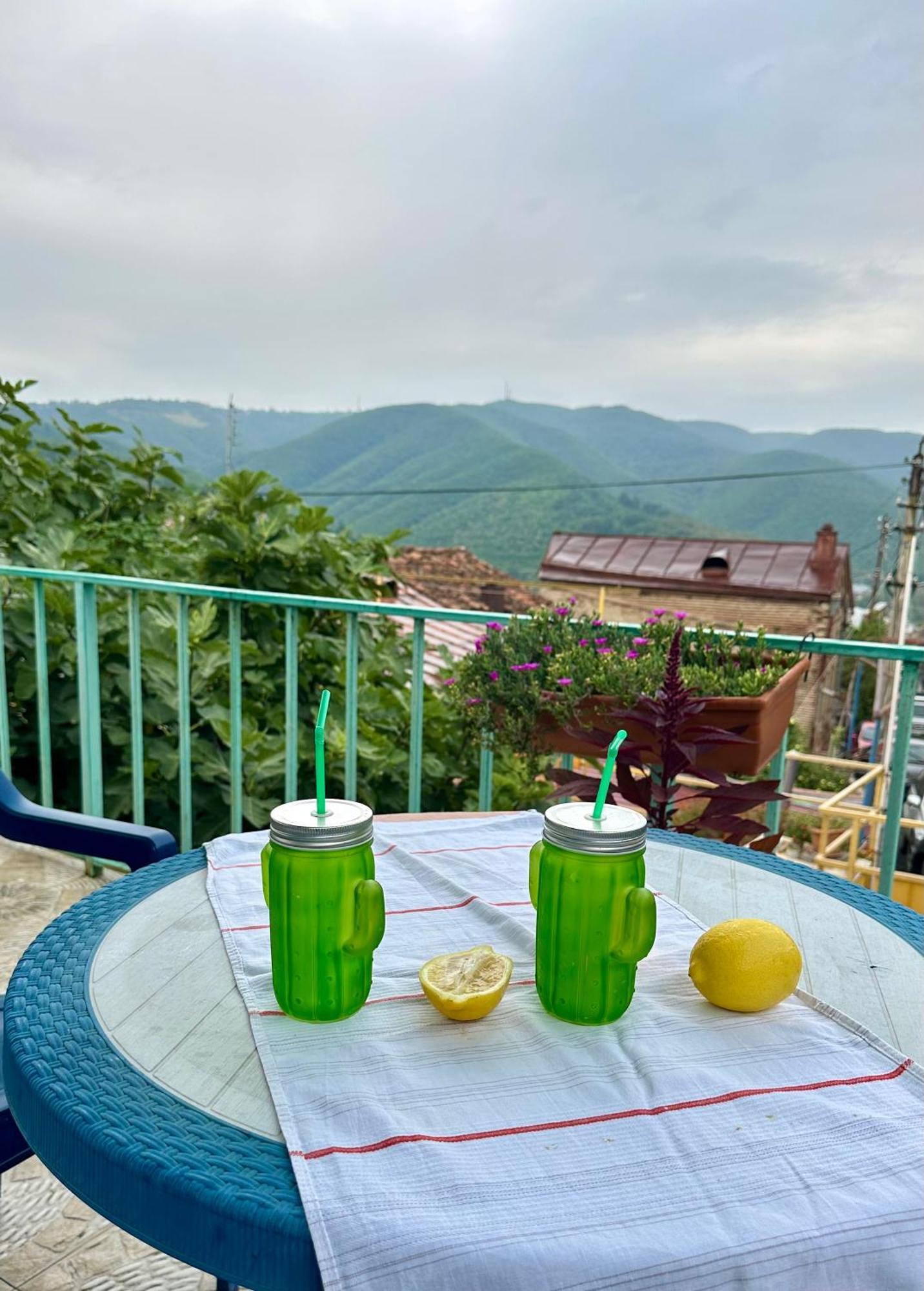 Golden Lion Hotel Sighnaghi Luaran gambar