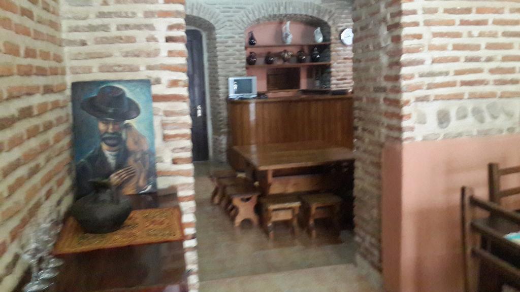 Golden Lion Hotel Sighnaghi Luaran gambar
