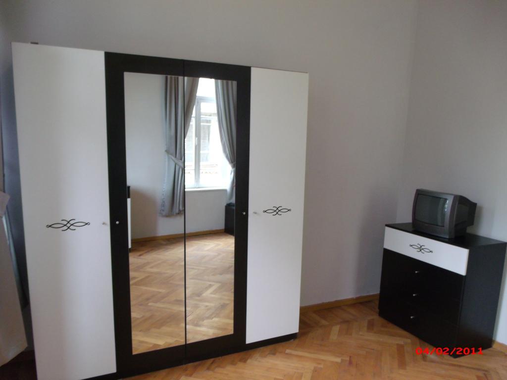 Golden Lion Hotel Sighnaghi Luaran gambar