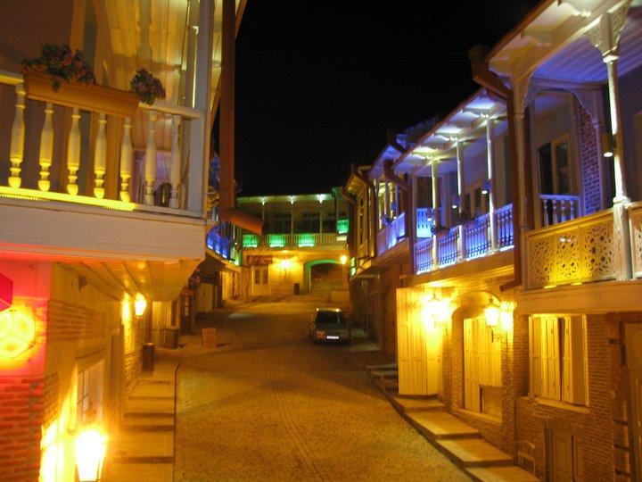 Golden Lion Hotel Sighnaghi Luaran gambar